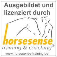 Ausgebildet und lizenziert durch horsesense training & coaching